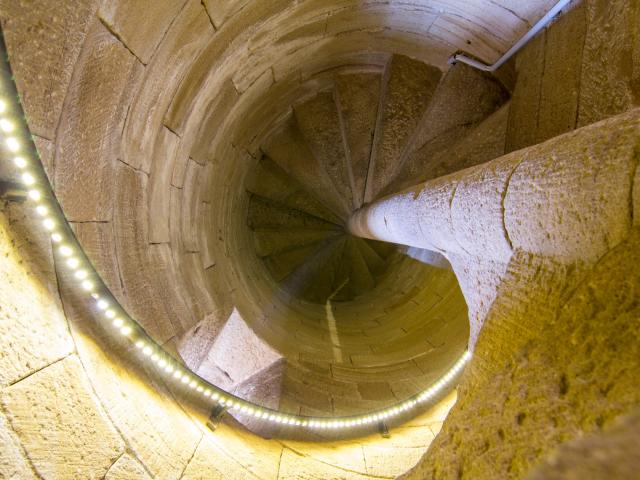 Escalier de la tour de Cardaillac