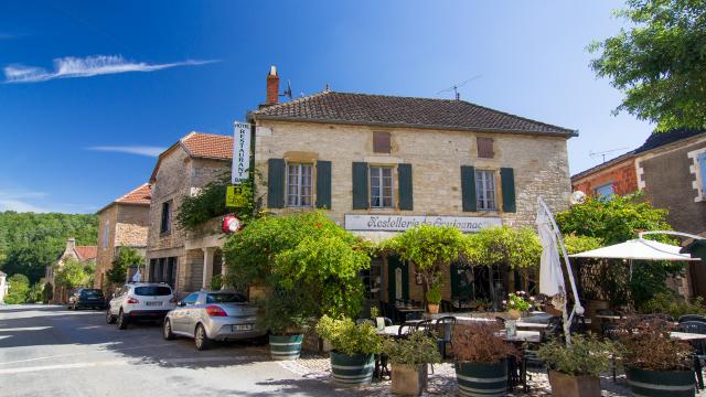 Restaurant à Goujounac