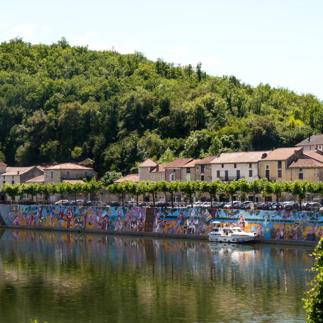 Fresque de Chamizot à Douelle