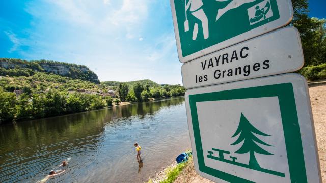 Baignade dans la Dordogne à Vayrac