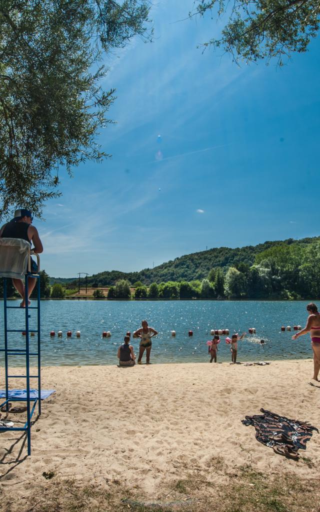 Baignade dans le Lot à Luzech