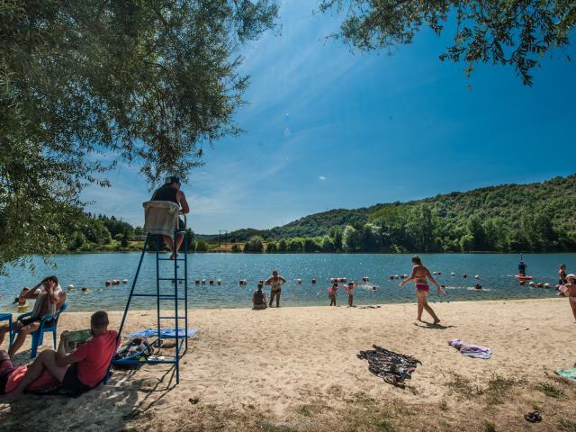 Baignade dans le Lot à Luzech