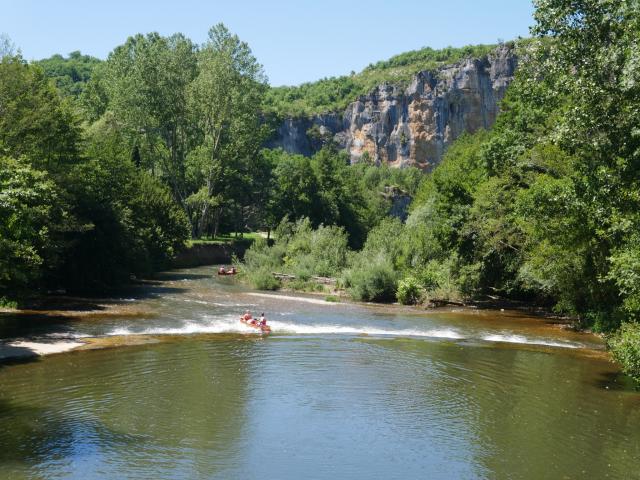 Canoe Sur Le Cele A Orniac 2cc Seguy