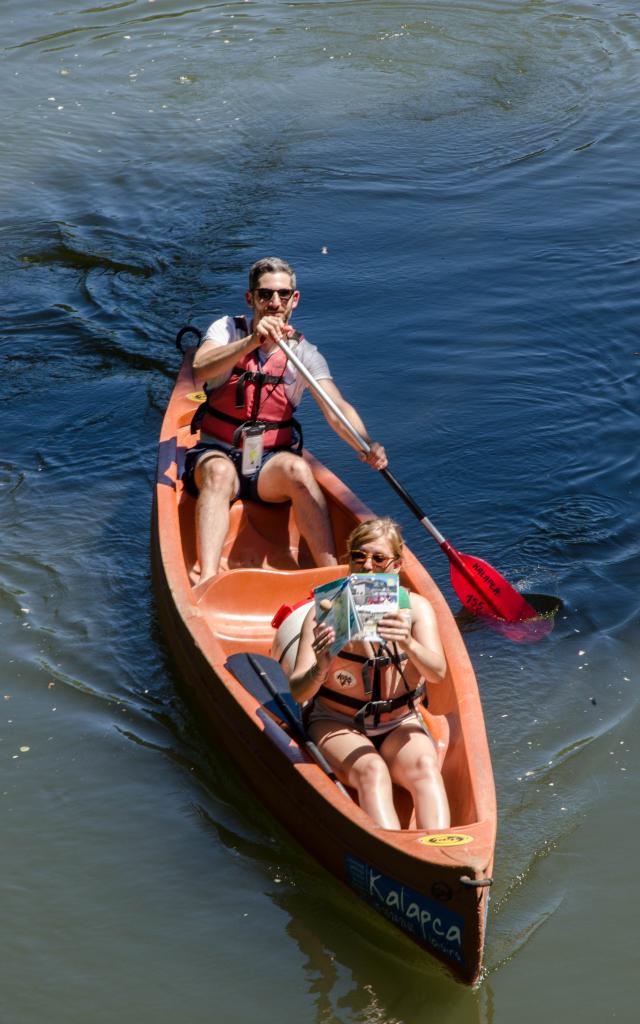 Canoe Sur Le Cele