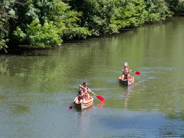 En Canoe Sur Le Cele