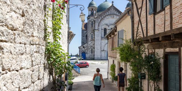 Eglise Saint-Martin depuis la rue du Capitaine Tailhade