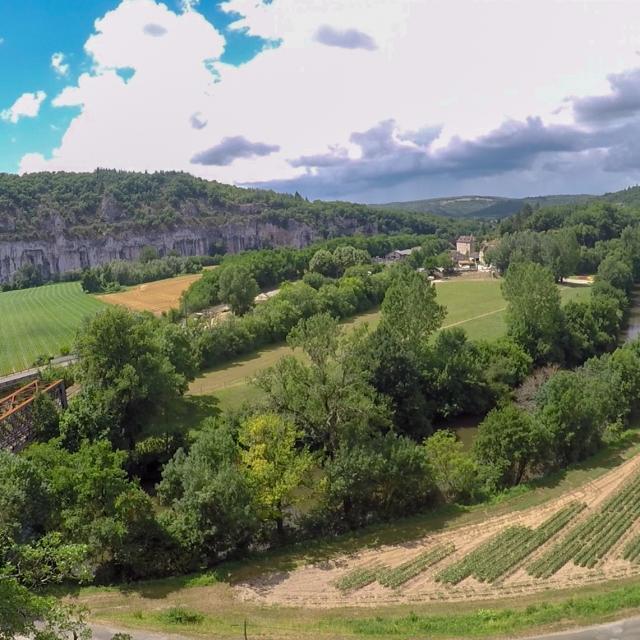 Expérience tyrolienne et via ferrata à Kalapka