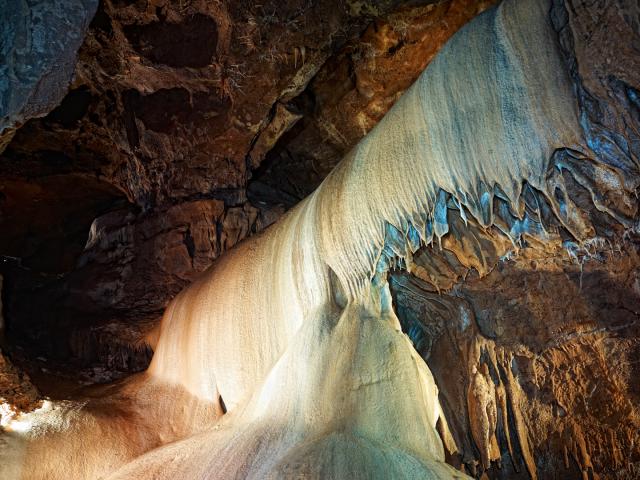 Grotte de Lacave