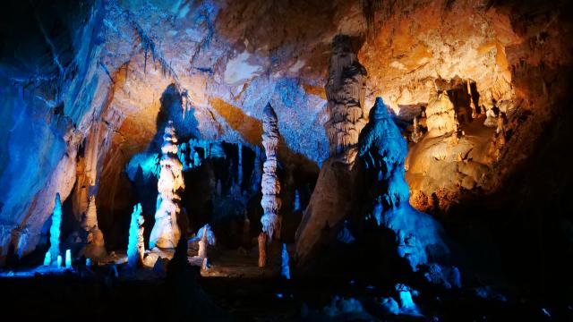 Grotte Des Carbonnieres © Laugery