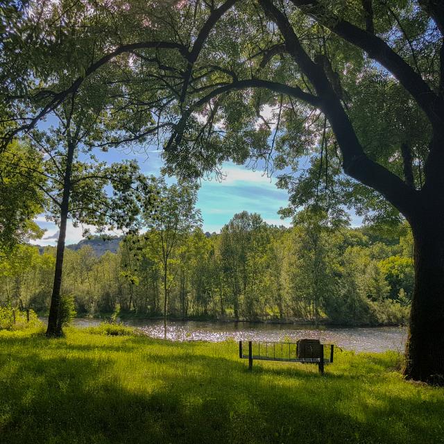 Halte en bord de Dordogne