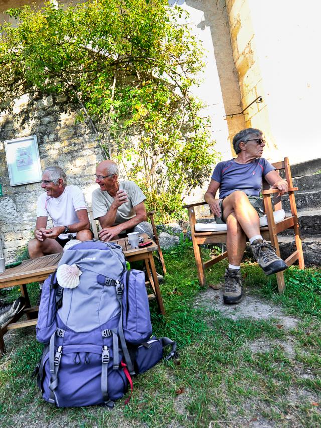 Halte sur le chemin de St Jacques, gîte d'étape Le Nid des Anges, Lascabanes