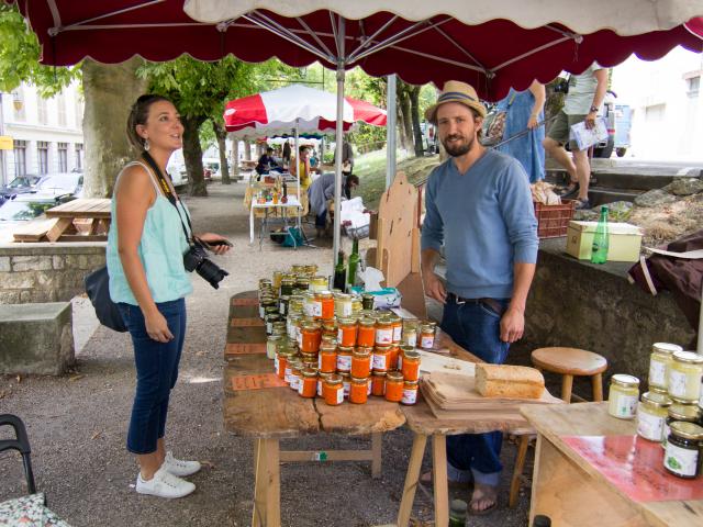 Marché de producteurs à Montcuq