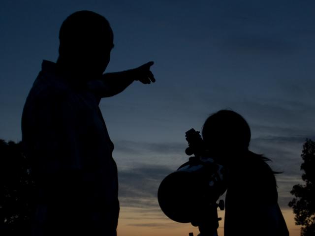 Observation du ciel la nuit