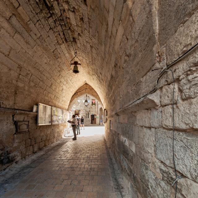 Passage sous le musée Uxellodunum - Martel