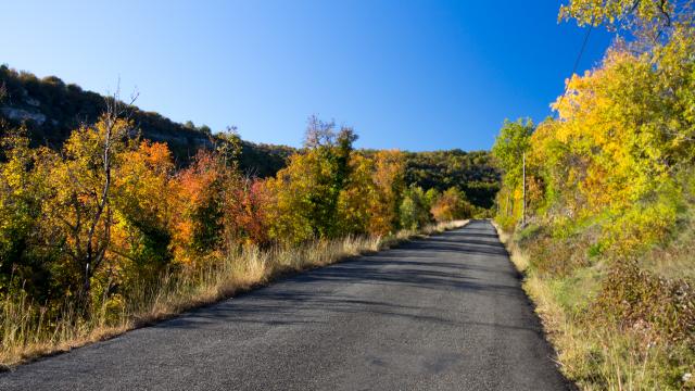 Petite route vers le causse