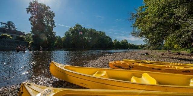 Plage et départ canoë - camping du Port Creysse