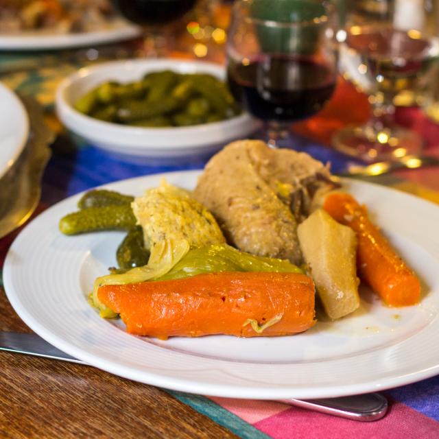 Poule au Pot - Restaurant Lou Bourdié à Bach