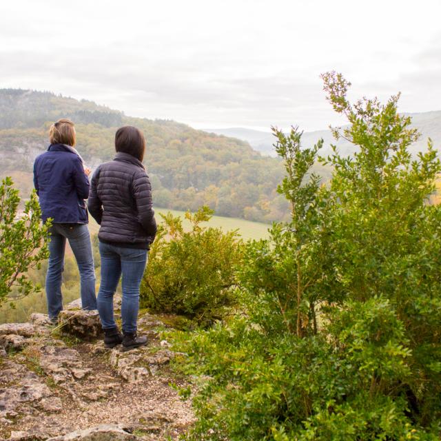 Route de la falaise à Bouziès