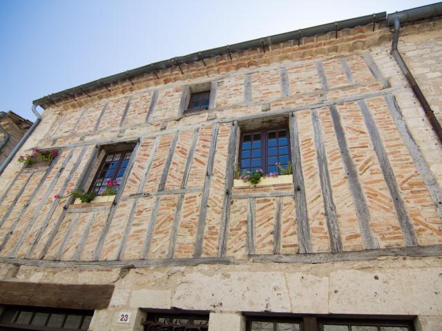 Rue Joffre à Castelnau-Montratier