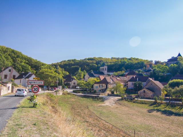 Village de Peyrille