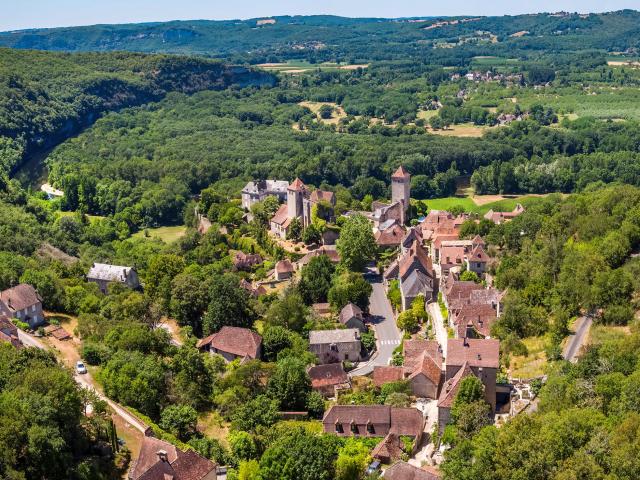 Vue aérienne de Montvalent