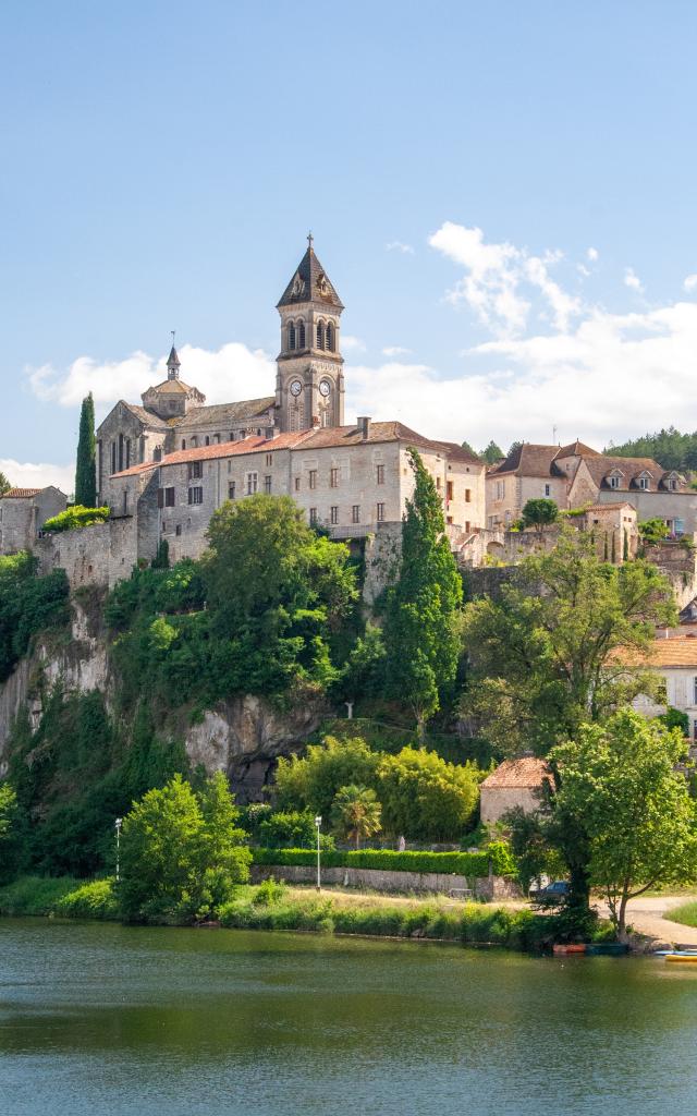 Vue sur le village d'Albas