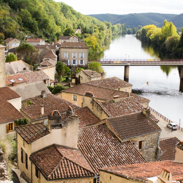 Vue sur les toits de Puy l'Evêque