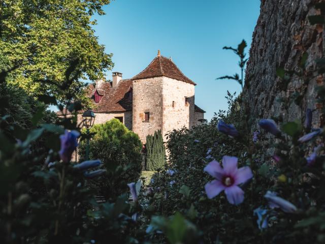 Loubressac, village fleuri