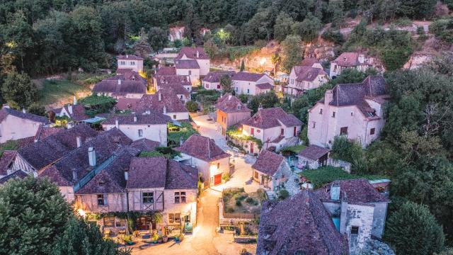 Tombée de la nuit sur Saint-Cirq