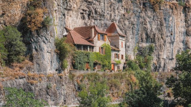 Maison troglodyte à Cabrerets