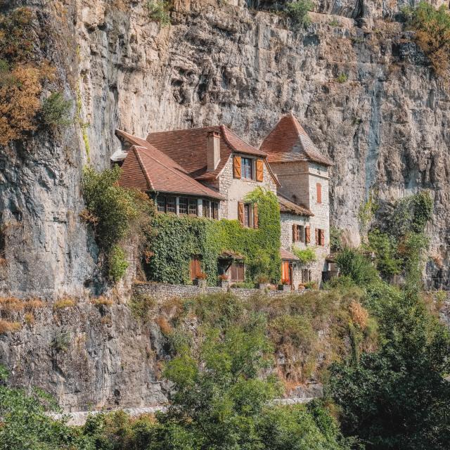 Maison troglodyte à Cabrerets