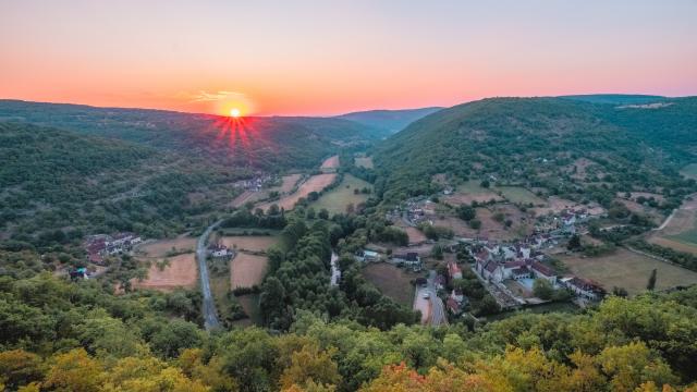 Lever du soleil sur Espagnac-Ste-Eulalie