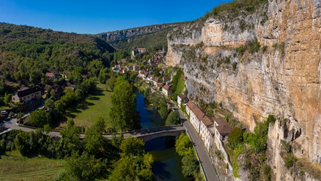 Vue aérienne de Cabrerets