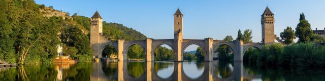 Vue aérienne du Pont Valentré à Cahors