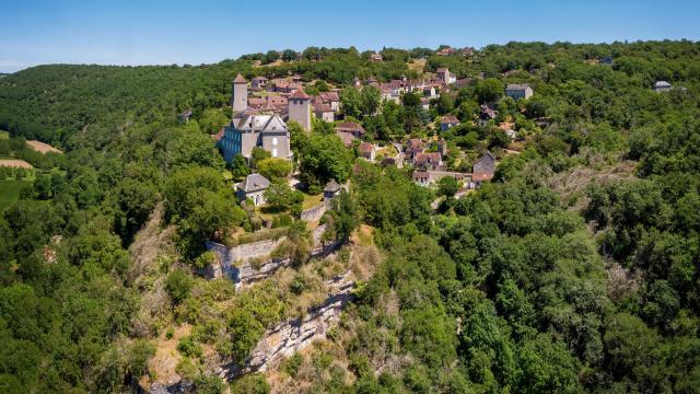 Vue aérienne de Montvalent