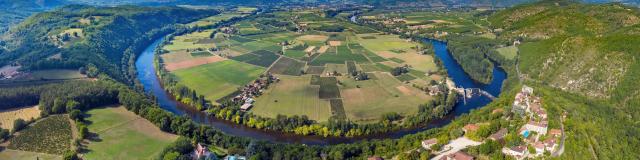 Presqu'ile de Luzech et village de Belaye