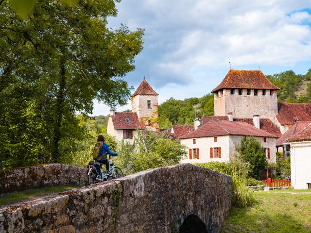 Géocaching en vélo électrique sur le Parc naturel régional des Causses du Quercy