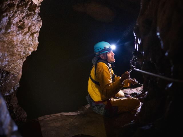 Initiation à la spéléologie