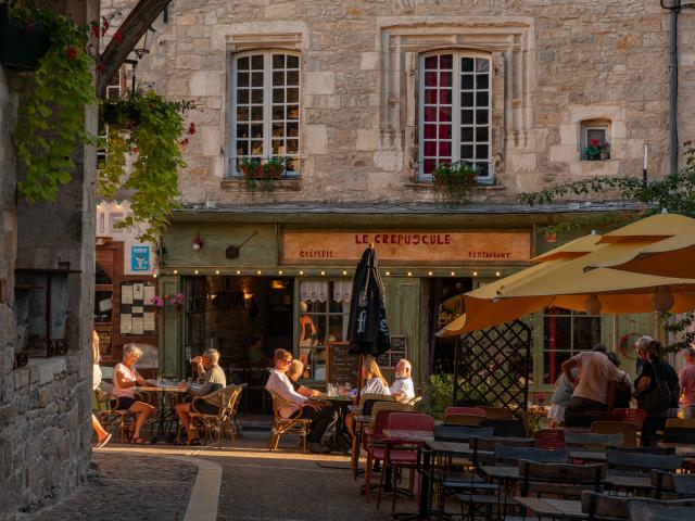 En terrasse, à Martel