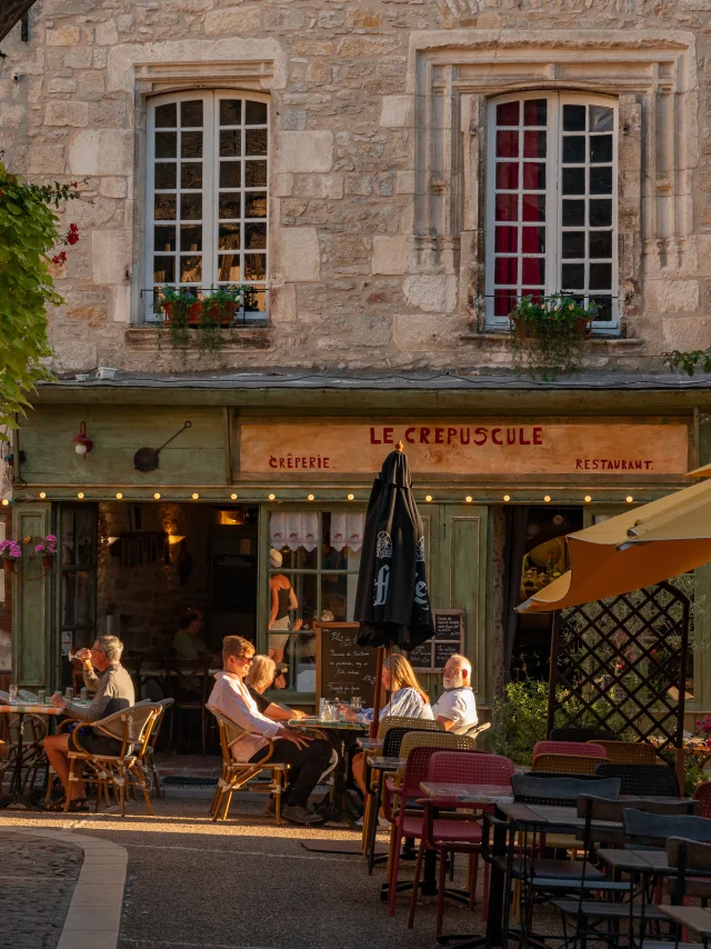 En terrasse, à Martel