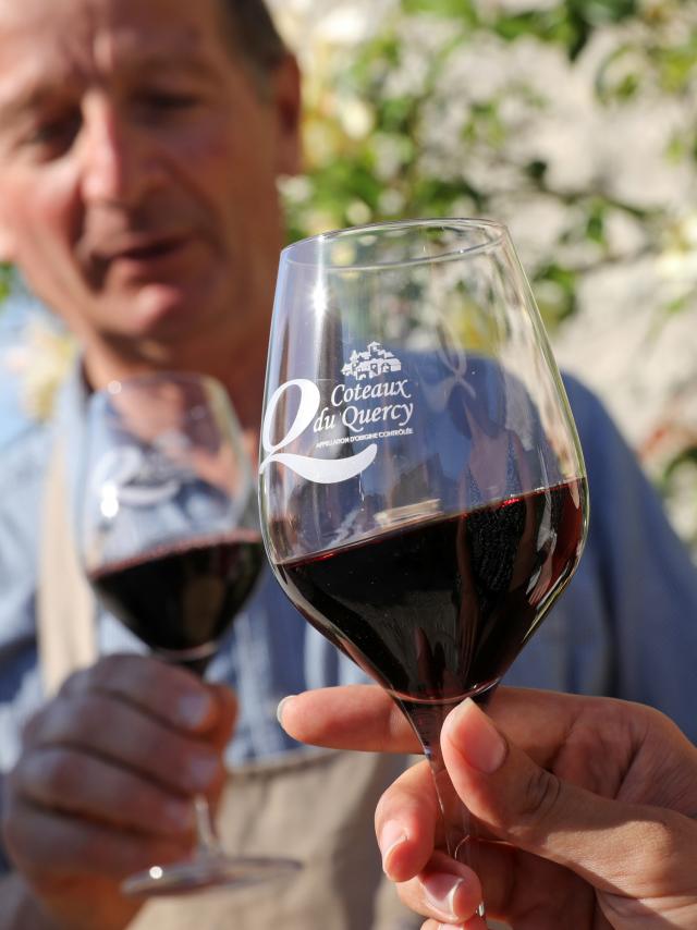 Dégustation de vin coteaux du Quercy au Domaine de Lagarde