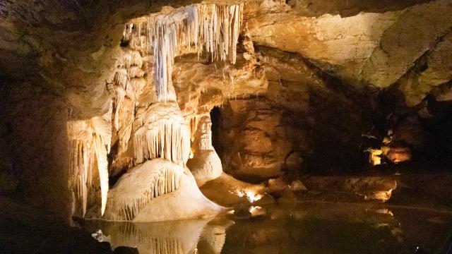 Grottes de Lacave