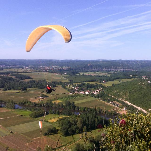 Parapente à Douelle