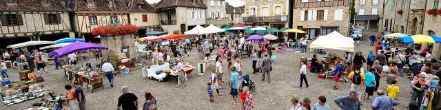 Brocante à Bretenoux