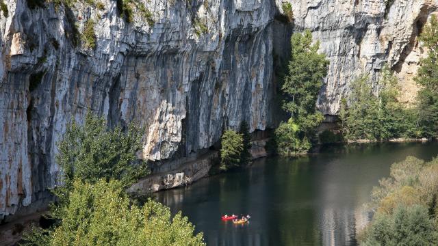 Descente en canoë sur le Lot