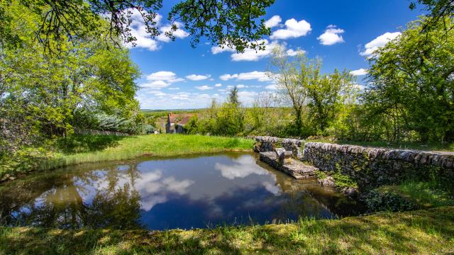 Lac et lavoir à Limogne