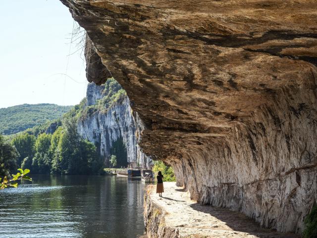 Chemin de halage à Bouziès