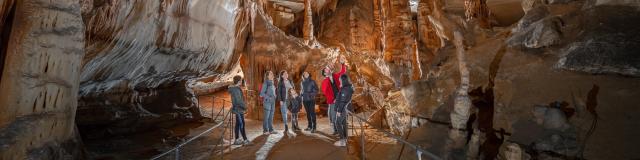 Galerie de l'Ours - vue large - Grotte du Pech Merle