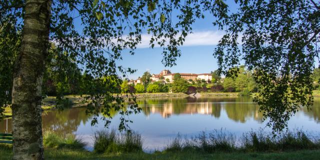 Plan d'eau de Lacapelle-Marival