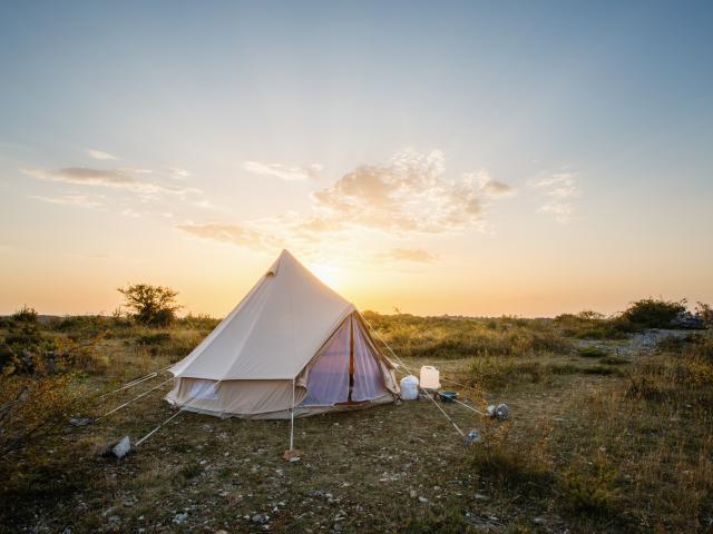 Expérience bivouac sur le causse avec Olterra